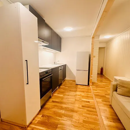 Cozy For Commuters And Travelers Apartamento
